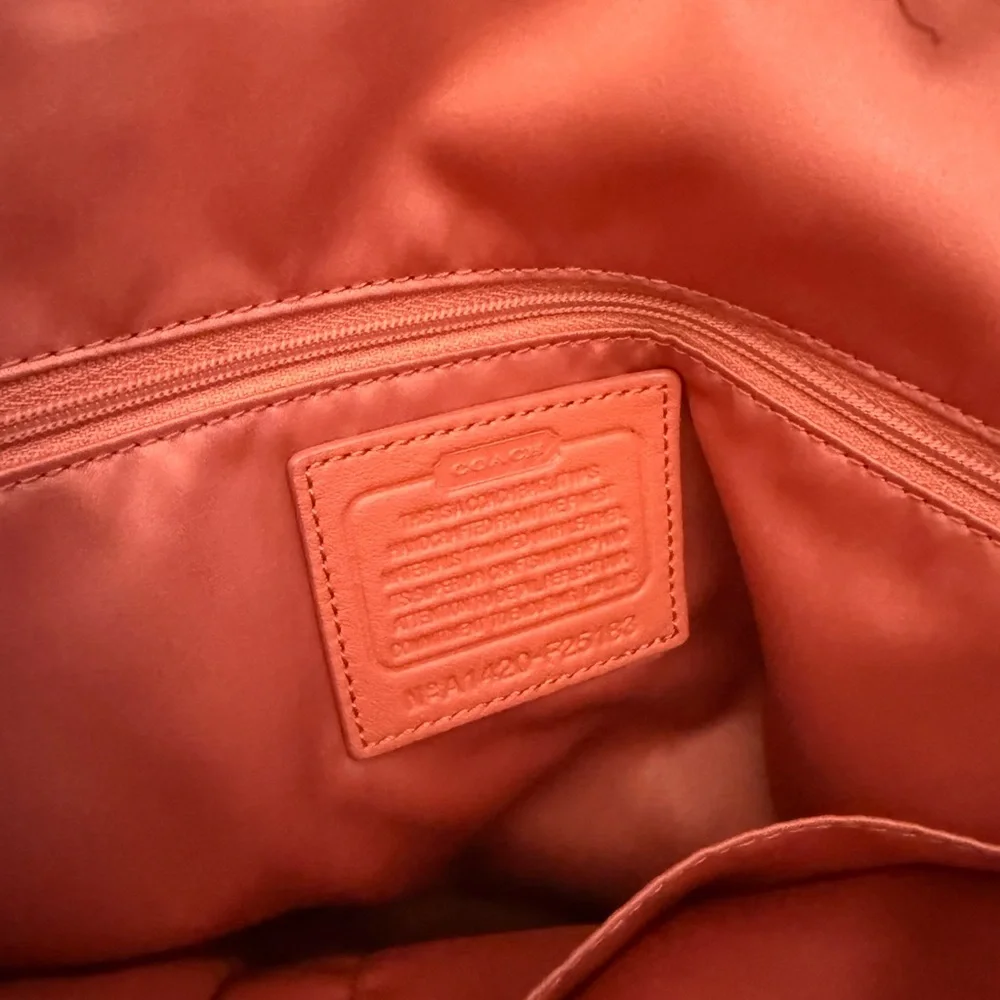 Coach Ashley Peach Khaki Dotted Op Art Signature Satchel. - Picture 16 of 16